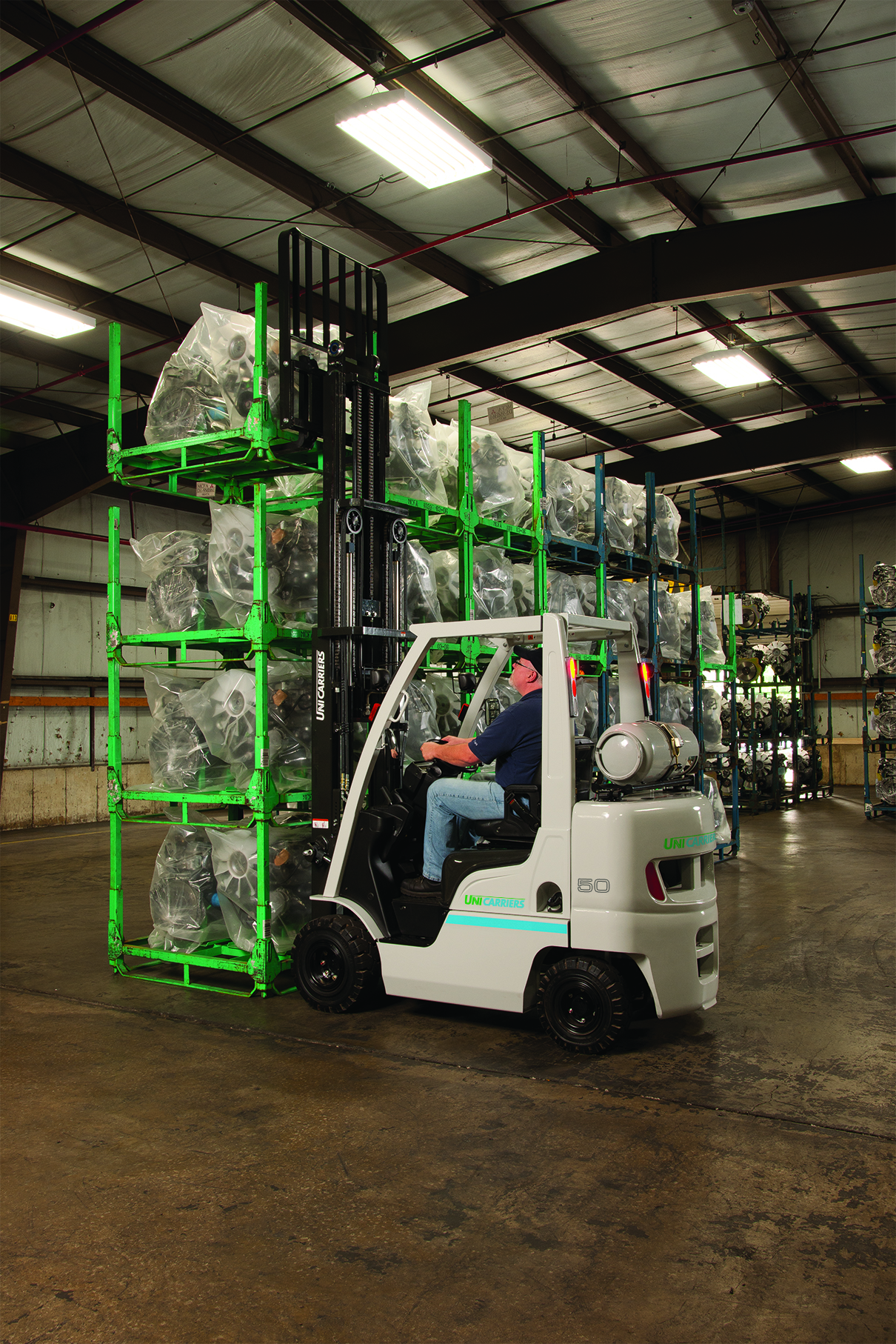 UniCarriers AF30–AF50 Nomad Series Internal Combustion Pneumatic Tire Forklifts