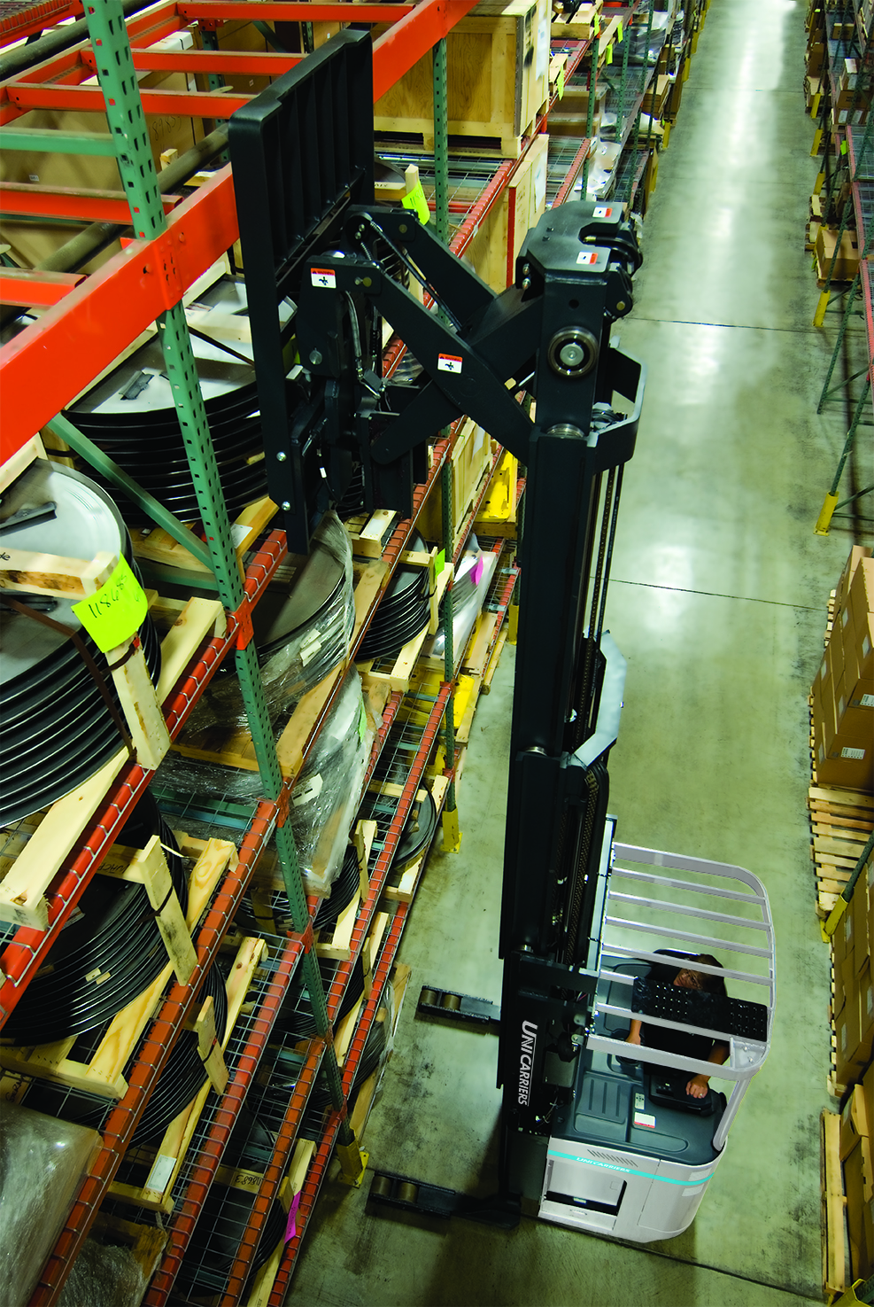 UniCarriers SRX35–SRX45 Pantograph Reach Trucks