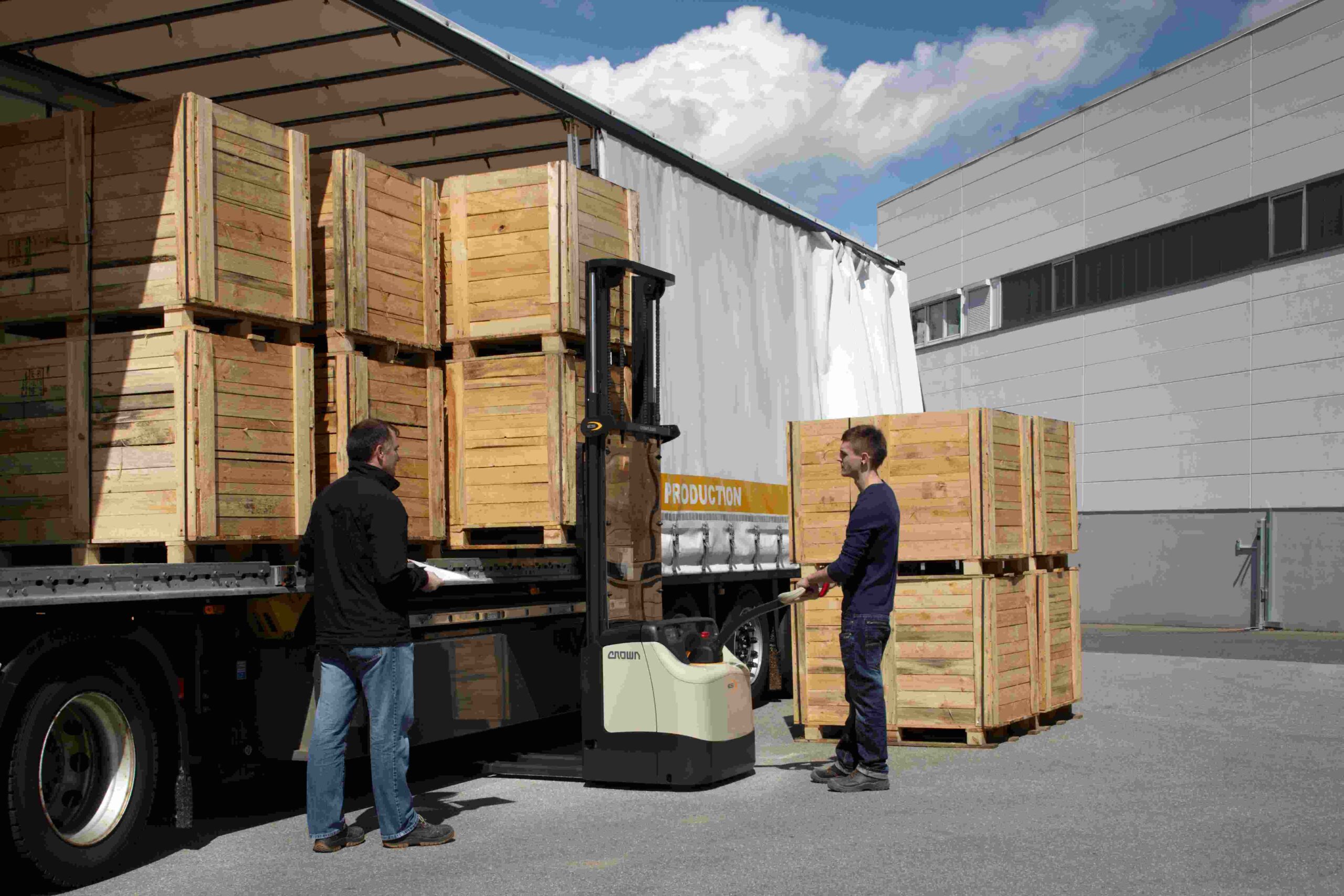 Crown ES Series Fork Over Walkie Stacker