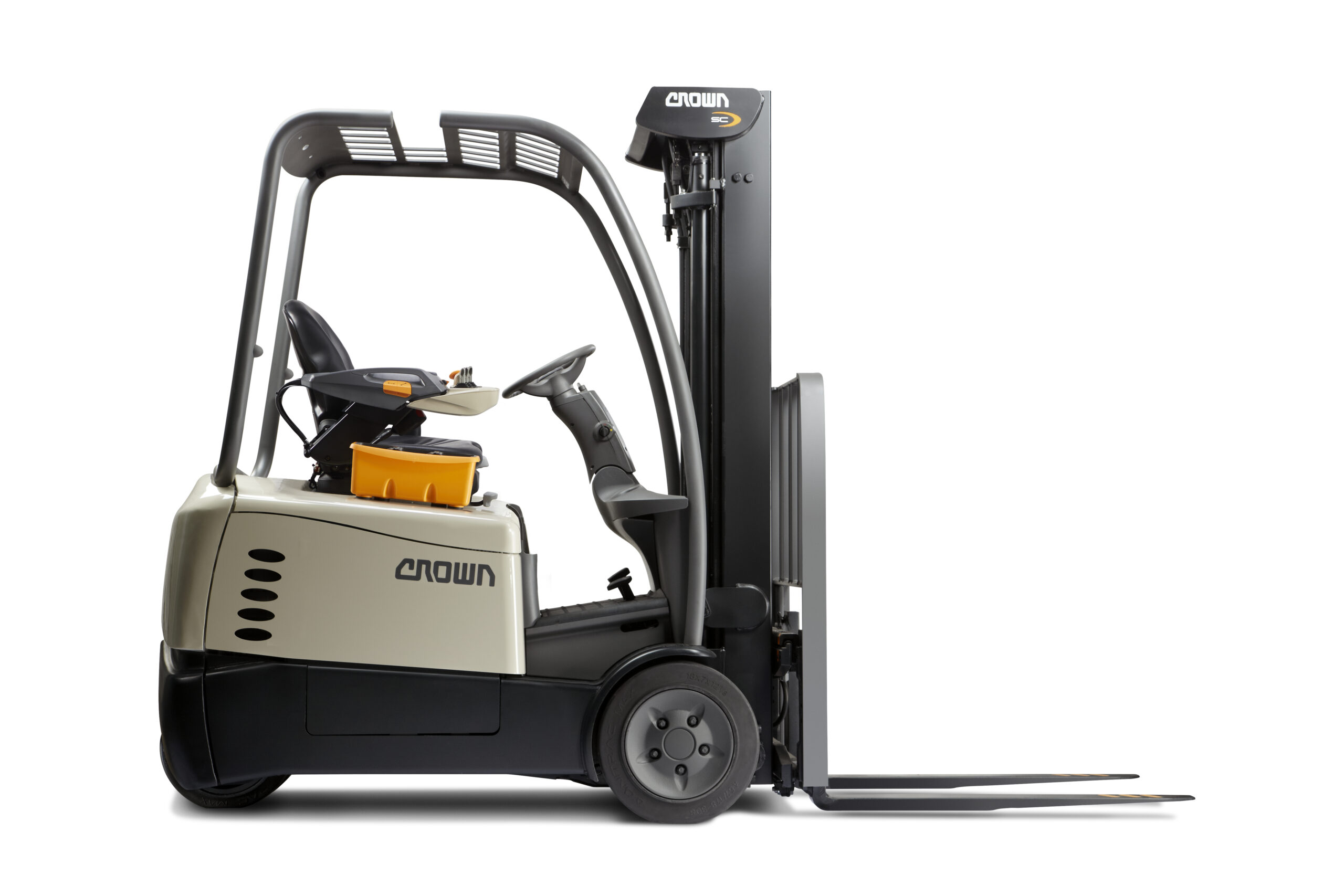 Crown SC Series Sit-Down Counterbalance Forklift